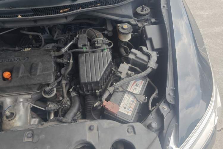 Used Honda Crider 2015 1.8L Automatic Ultra-Configured Limited Edition Engine Bay Left