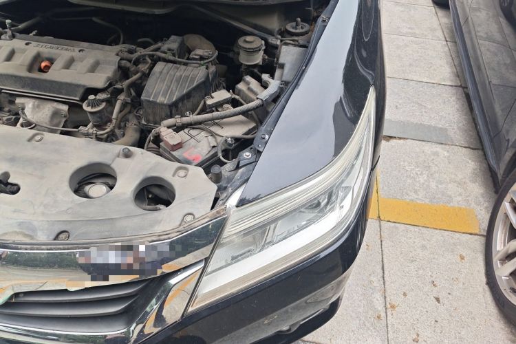 Used Honda Crider 2015 1.8L automatic luxury edition Engine Bay Left