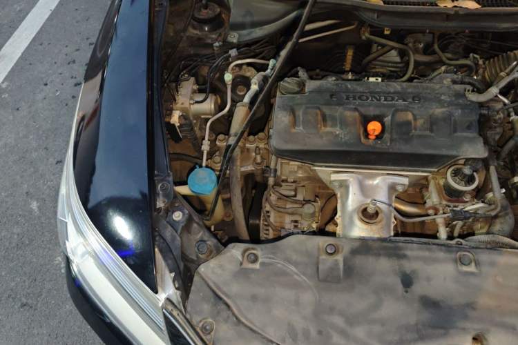 Used Honda Crider 2015 1.8L automatic luxury edition Engine Bay Right