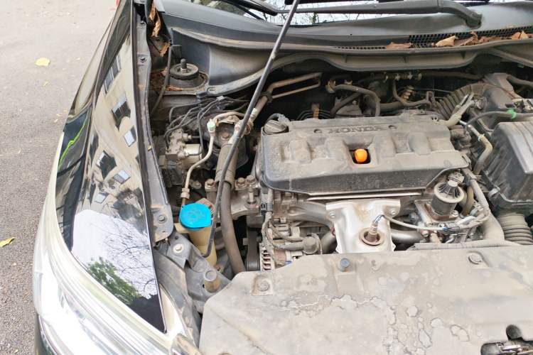 Used Honda Crider 2015 1.8L automatic comfort version Engine Bay Right