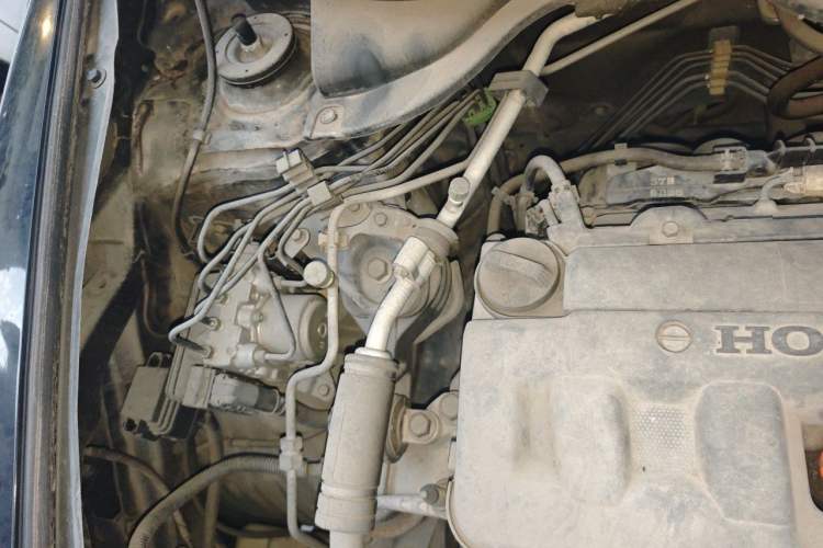 Used Honda Crider 2015 1.8L automatic comfort version Engine Bay Right