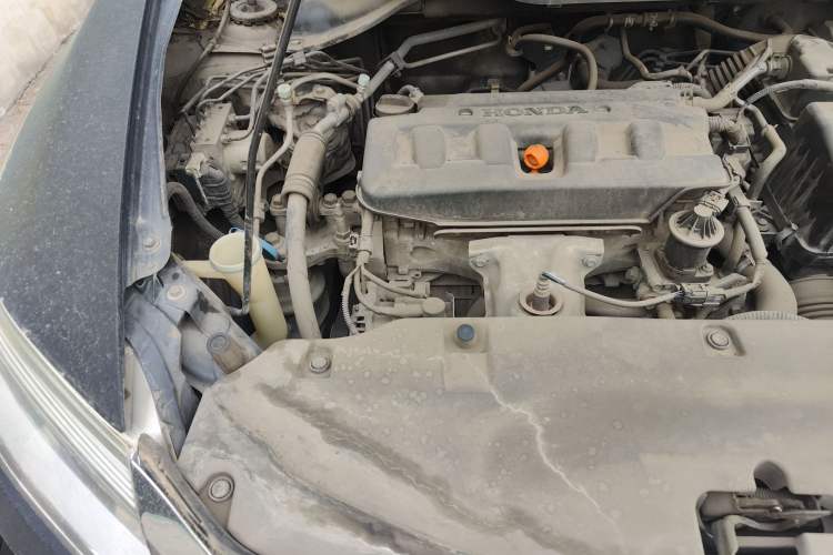 Used Honda Crider 2015 1.8L automatic luxury edition Engine Bay Right