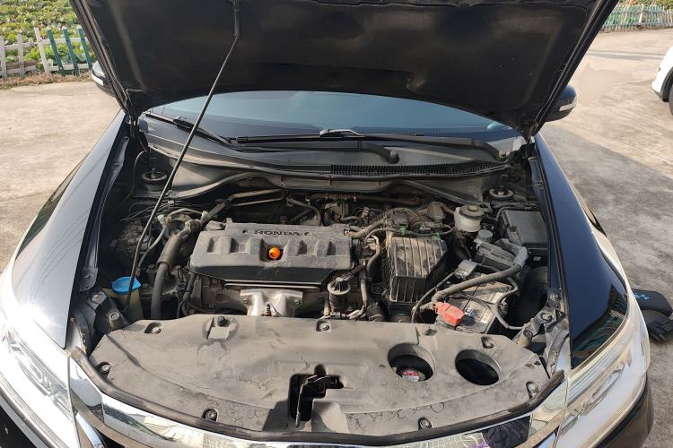 Used Honda Crider 2015 1.8L manual Comfort version Engine Bay