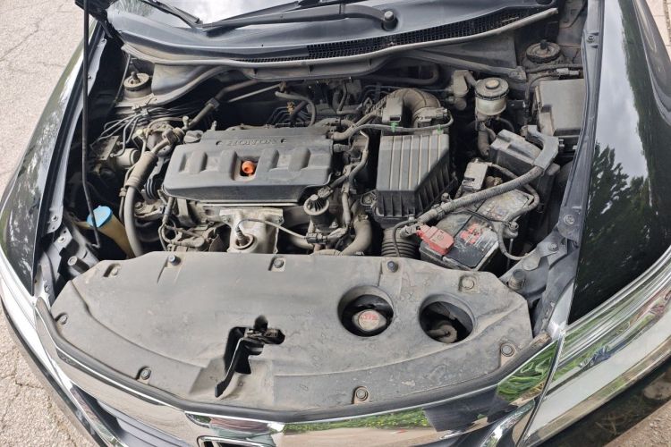 Used Honda Crider 2015 1.8L automatic luxury edition Engine Bay