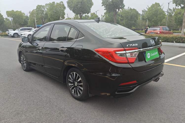 Used Honda Crider 2015 1.8L automatic luxury edition Exterior 1