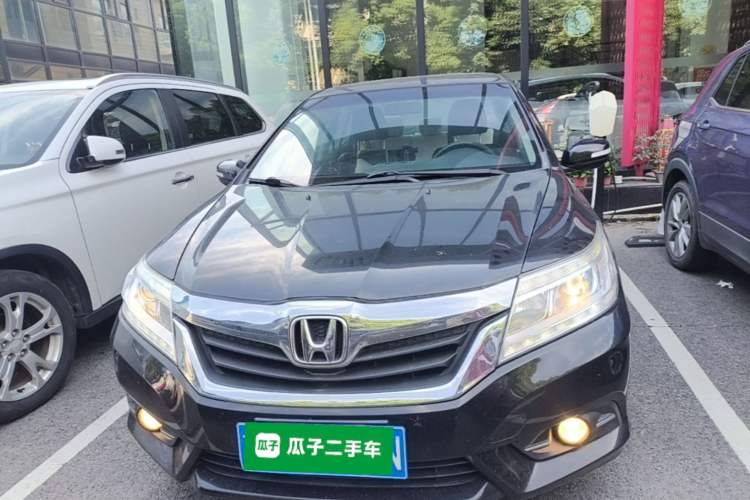 Used Honda Crider 2015 1.8L automatic comfort version Front