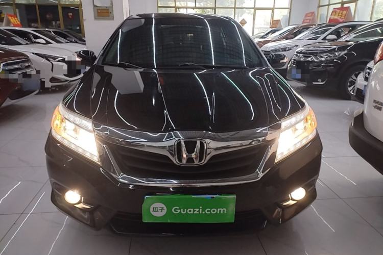 Used Honda Crider 2015 1.8L automatic luxury edition Front