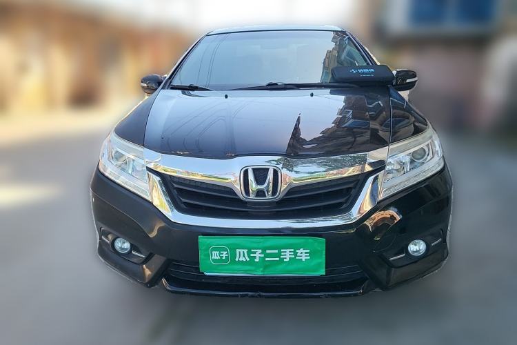 Used Honda Crider 2015 1.8L automatic luxury edition Front