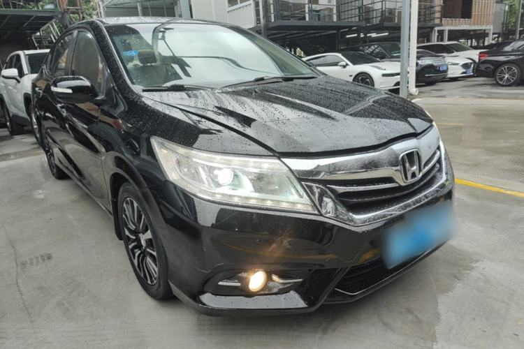 Used Honda Crider 2015 1.8L automatic comfort version Front Right 45 Deg