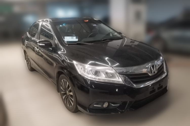 Used Honda Crider 2015 1.8L automatic luxury edition Front Right 45 Deg