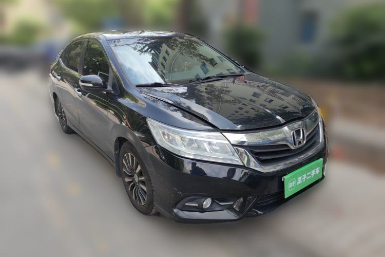 Used Honda Crider 2015 1.8L automatic luxury edition Front Right 45 Deg