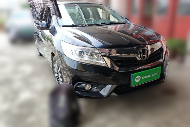 Used Honda Crider 2015 1.8L automatic luxury edition Front Right 45 Deg