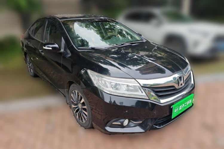 Used Honda Crider 2015 1.8L automatic luxury edition Front Right 45 Deg