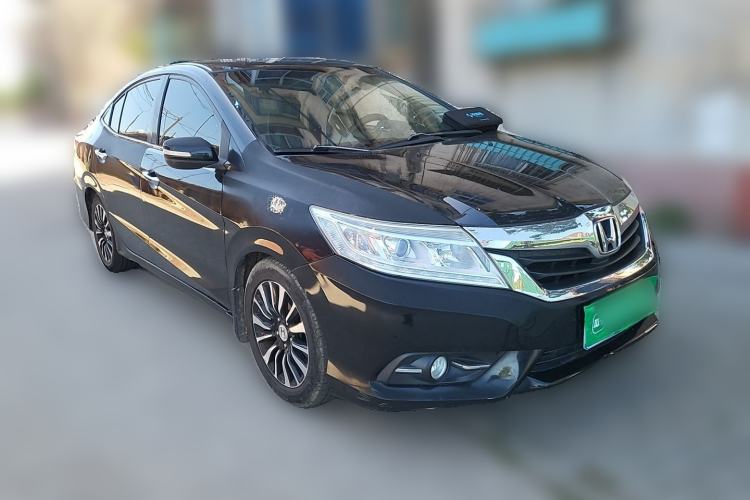 Used Honda Crider 2015 1.8L automatic luxury edition Front Right 45 Deg