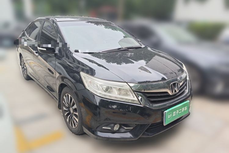 Used Honda Crider 2015 1.8L automatic luxury edition Front Right 45 Deg