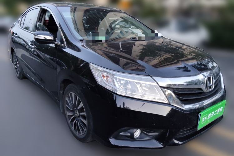 Used Honda Crider 2015 1.8L Automatic Ultra-Configured Limited Edition Front Right 45 Deg
