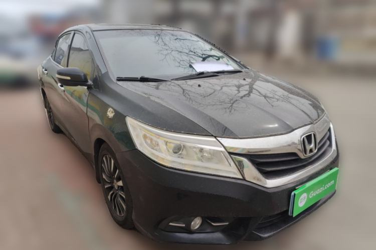 Used Honda Crider 2015 1.8L automatic luxury edition Front Right 45 Deg