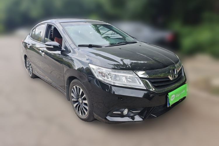 Used Honda Crider 2015 1.8L automatic luxury edition Front Right 45 Deg