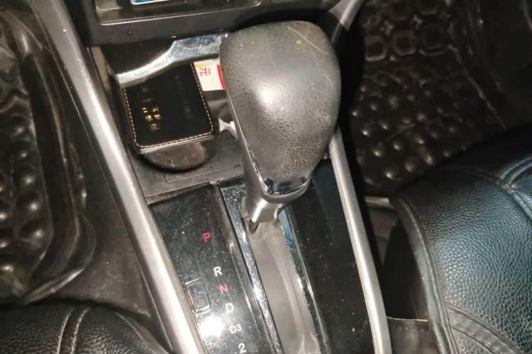 Used Honda Crider 2015 1.8L automatic comfort version Gear Lever