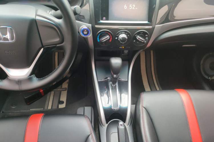 Used Honda Crider 2015 1.8L automatic comfort version Gear Lever