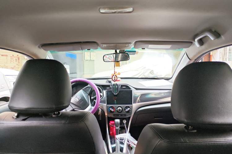 Used Honda Crider 2015 1.8L automatic comfort version Headliner