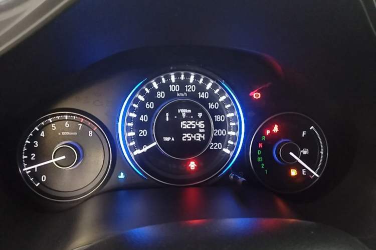Used Honda Crider 2015 1.8L automatic luxury edition Instrument Cluster