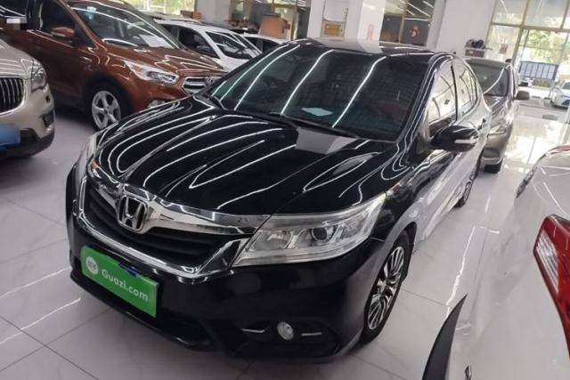 Used Honda Crider 2015 1.8L automatic luxury edition