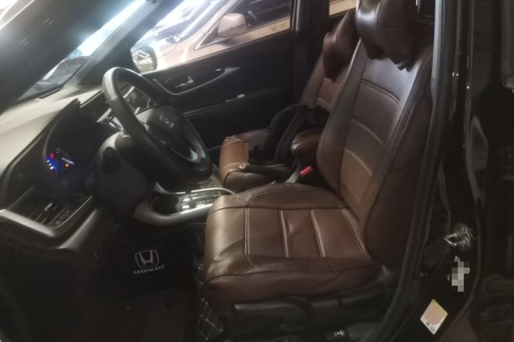 Used Honda Crider 2015 1.8L automatic luxury edition Left Front Seat