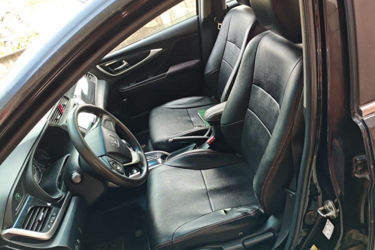 Used Honda Crider 2015 1.8L automatic luxury edition Left Front Seat