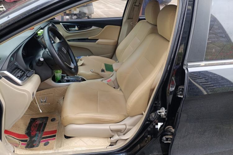 Used Honda Crider 2015 1.8L automatic comfort version Left Front Seat