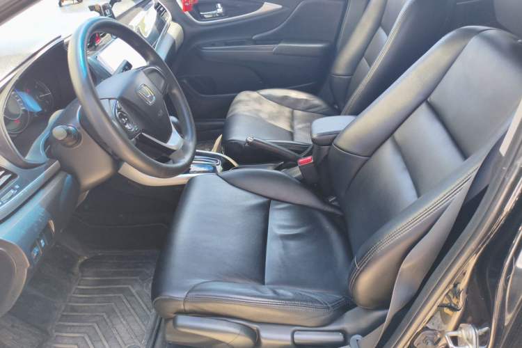Used Honda Crider 2015 1.8L automatic luxury edition Left Front Seat