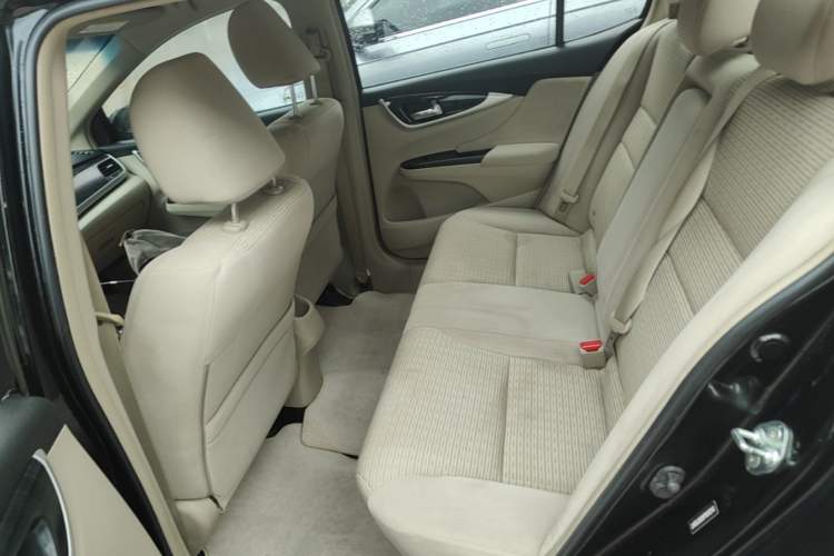 Used Honda Crider 2015 1.8L automatic comfort version Left Rear Seat