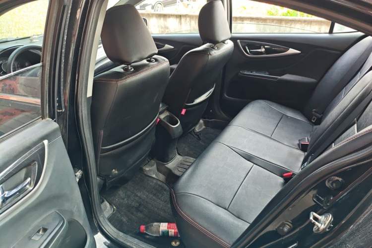 Used Honda Crider 2015 1.8L automatic luxury edition Left Rear Seat