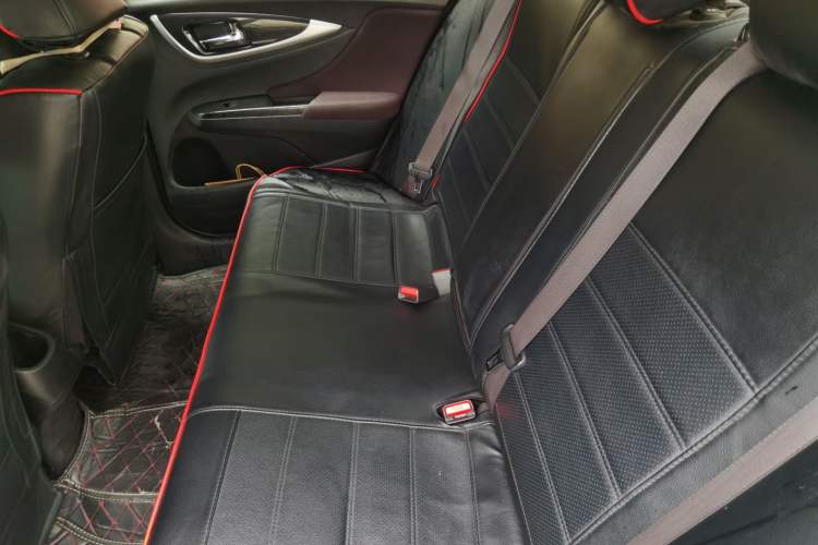 Used Honda Crider 2015 1.8L automatic luxury edition Left Rear Seat