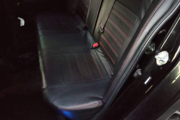 Used Honda Crider 2015 1.8L Automatic Ultra-Configured Limited Edition Left Rear Seat