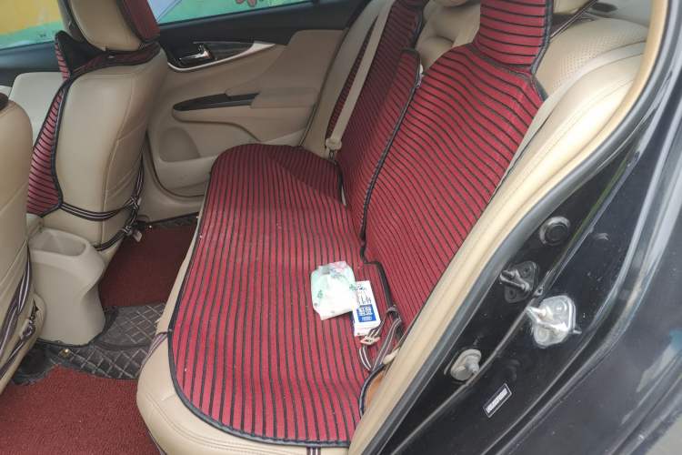 Used Honda Crider 2015 1.8L automatic luxury edition Left Rear Seat