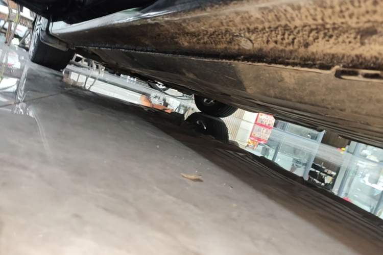 Used Honda Crider 2015 1.8L automatic luxury edition Left Side Sill