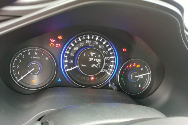 Used Honda Crider 2015 1.8L Automatic Ultra-Configured Limited Edition Odometer Close Up