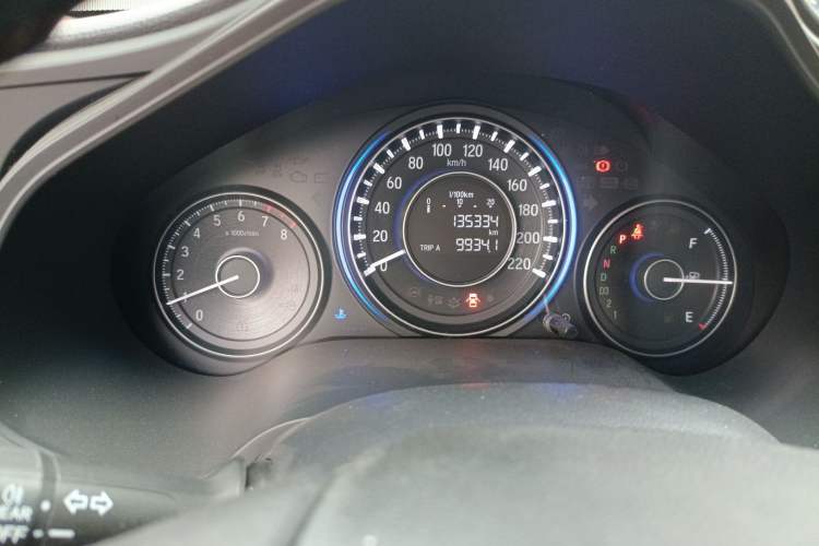 Used Honda Crider 2015 1.8L automatic comfort version Odometer Close Up