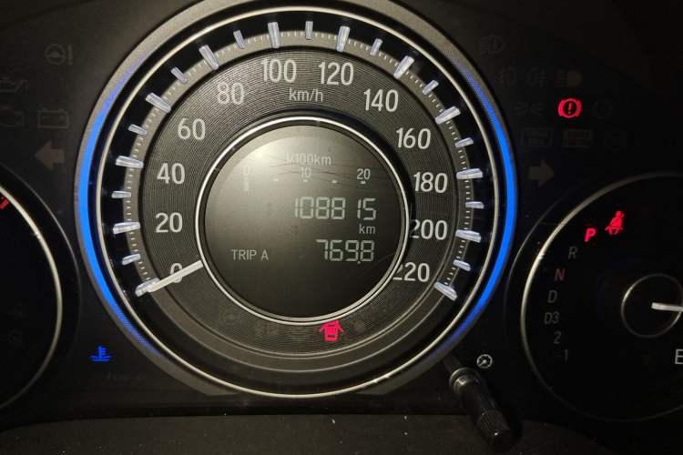 Used Honda Crider 2015 1.8L automatic comfort version Odometer Close Up
