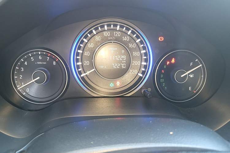 Used Honda Crider 2015 1.8L automatic luxury edition Odometer Close Up