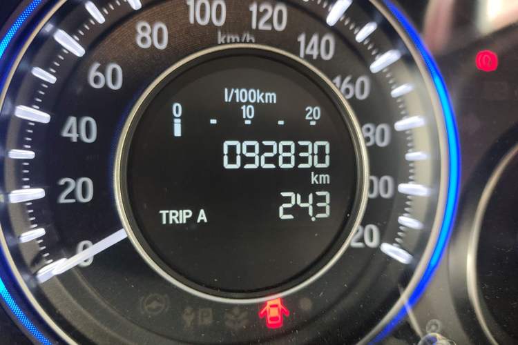 Used Honda Crider 2015 1.8L manual Comfort version Odometer Close Up