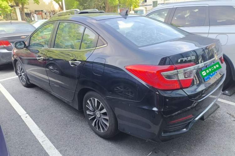 Used Honda Crider 2015 1.8L automatic comfort version Rear Left 45 Deg