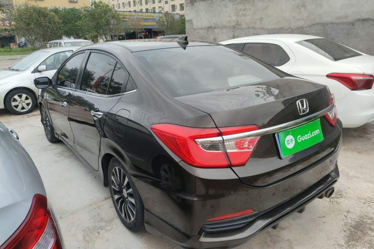 Used Honda Crider 2015 1.8L automatic comfort version Rear Left 45 Deg