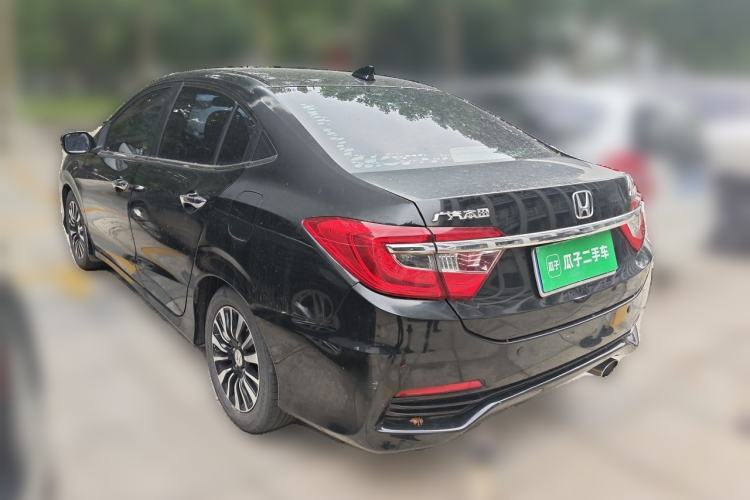 Used Honda Crider 2015 1.8L automatic luxury edition Rear Left 45 Deg