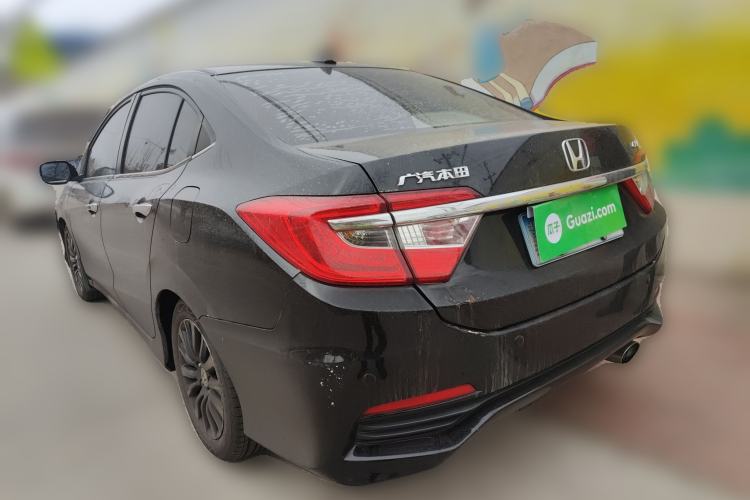 Used Honda Crider 2015 1.8L automatic luxury edition Rear Left 45 Deg