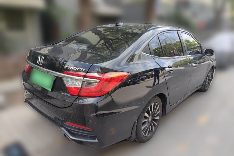 Used Honda Crider 2015 1.8L automatic luxury edition Rear Right 45 Deg