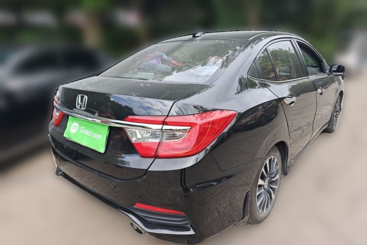 Used Honda Crider 2015 1.8L automatic luxury edition Rear Right 45 Deg