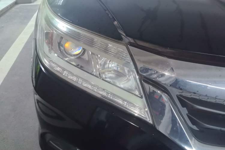 Used Honda Crider 2015 1.8L automatic luxury edition Right Front Headlight