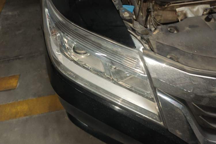 Used Honda Crider 2015 1.8L automatic comfort version Right Front Headlight